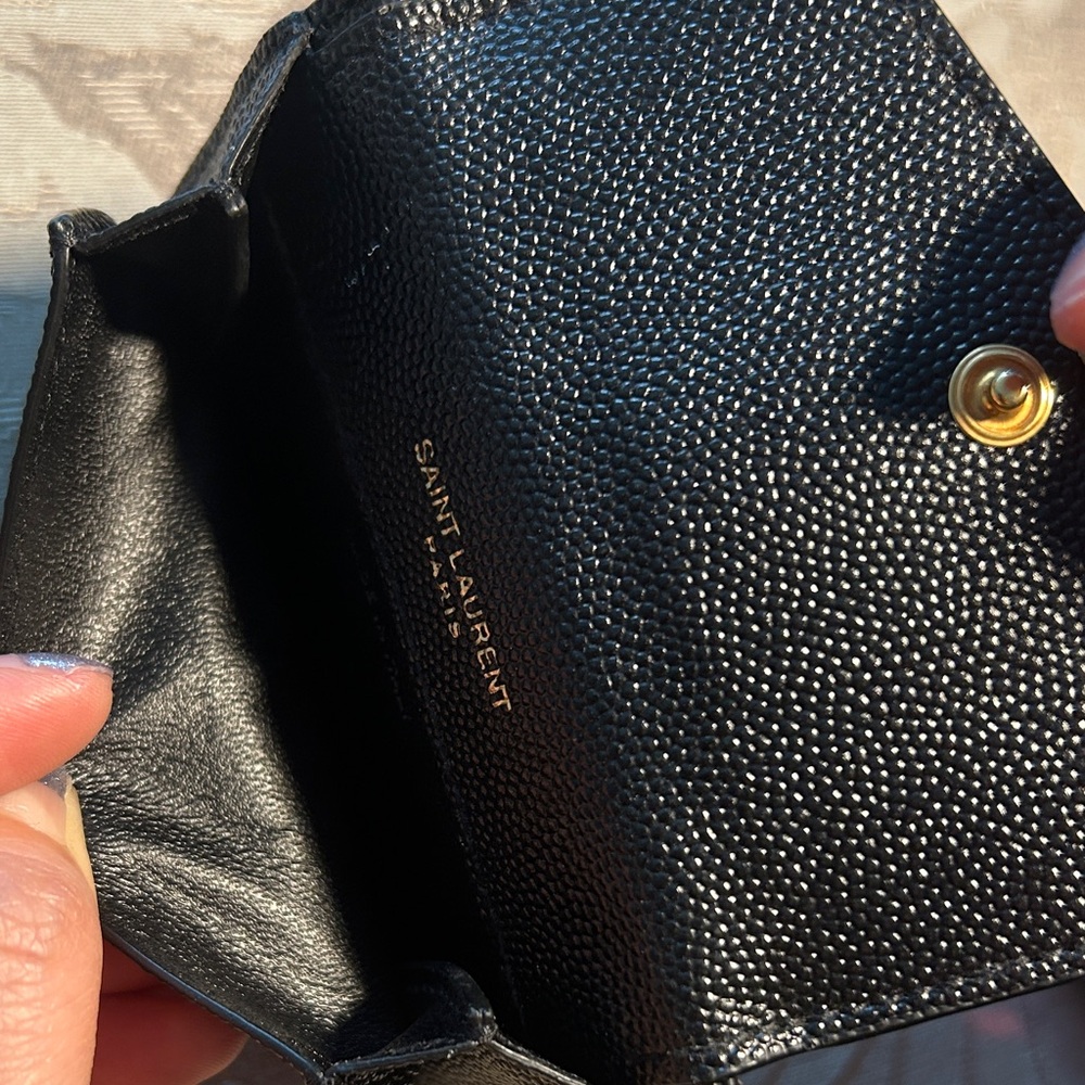 Yves Saint Laurent Black and Gold Textured Wallet - Picture 5 of 9